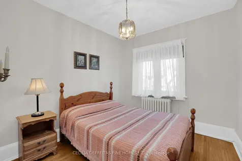 48 Westmount Avenue Toronto ON M6H 3K1