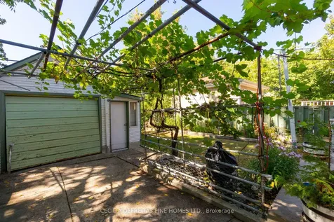 48 Westmount Avenue Toronto ON M6H 3K1