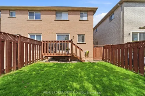1860 Creek Way Burlington ON L7L 6P9