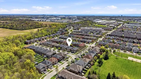 1860 Creek Way Burlington ON L7L 6P9