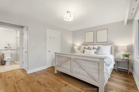 2172 Margot Street Oakville ON L6H 3M1