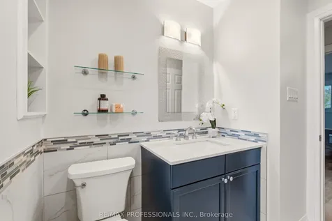 2172 Margot Street Oakville ON L6H 3M1