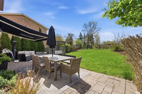 2172 Margot Street Oakville ON L6H 3M1