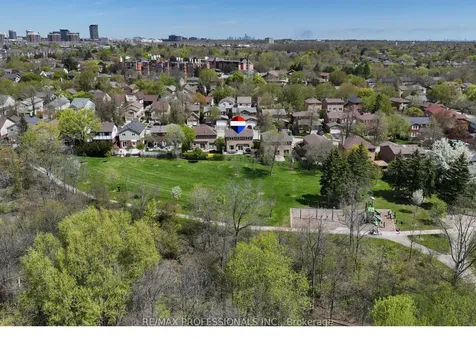 2172 Margot Street Oakville ON L6H 3M1