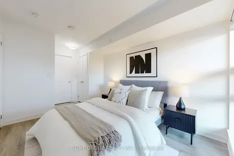 160 Flemington Road Toronto ON M6A 1N6