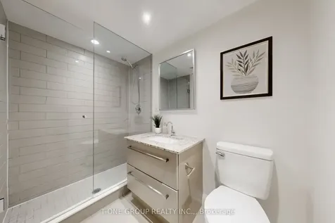 160 Flemington Road Toronto ON M6A 1N6