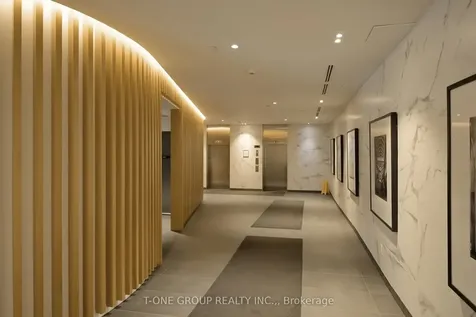 160 Flemington Road Toronto ON M6A 1N6