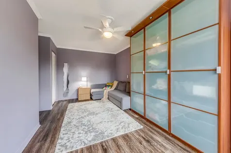 1209 Old Oak Drive Oakville ON L6M 3K6