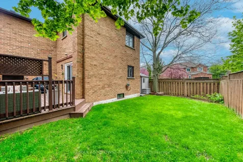 1209 Old Oak Drive Oakville ON L6M 3K6