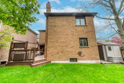 1209 Old Oak Drive Oakville ON L6M 3K6
