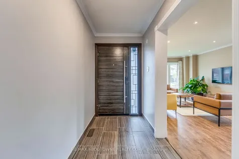 1209 Old Oak Drive Oakville ON L6M 3K6