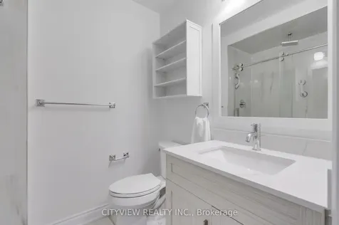 6050 Bidwell Trail Mississauga ON L5V 1V6
