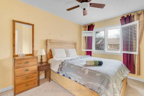 6050 Bidwell Trail Mississauga ON L5V 1V6