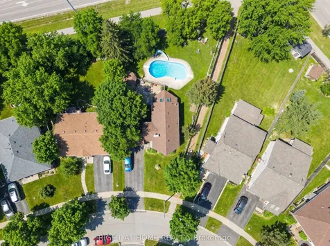 7027 Estoril Road Mississauga ON L5N 1N3