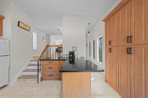 7027 Estoril Road Mississauga ON L5N 1N3
