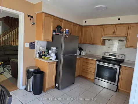 62 Skylar Circle Brampton ON L6P 0Z2