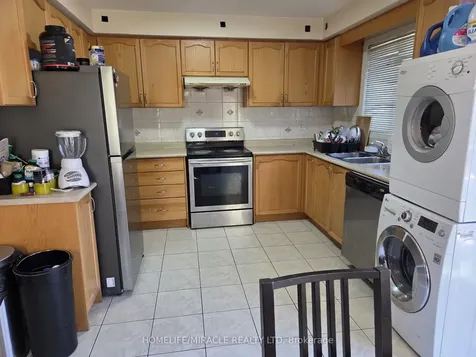 62 Skylar Circle Brampton ON L6P 0Z2