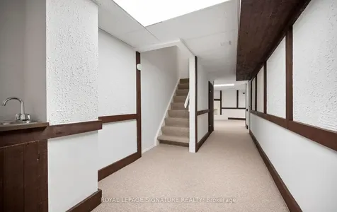 5536 Montevideo Road Mississauga ON L5N 2P4