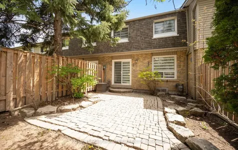 5536 Montevideo Road Mississauga ON L5N 2P4