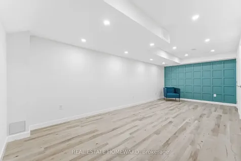 59 Mclaughlin Road N Brampton ON L6X 1Y7