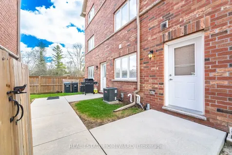 59 Mclaughlin Road N Brampton ON L6X 1Y7