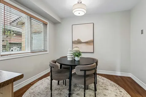 290 Hillside Drive Mississauga ON L5M 1G5