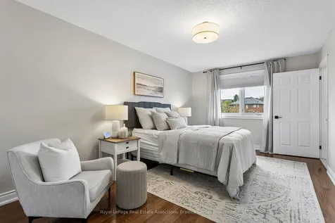 290 Hillside Drive Mississauga ON L5M 1G5