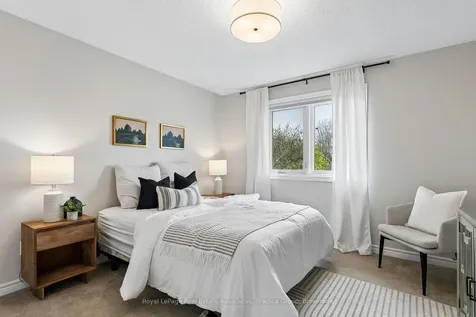 290 Hillside Drive Mississauga ON L5M 1G5