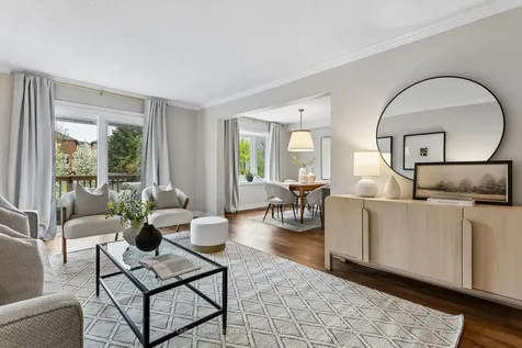 290 Hillside Drive Mississauga ON L5M 1G5