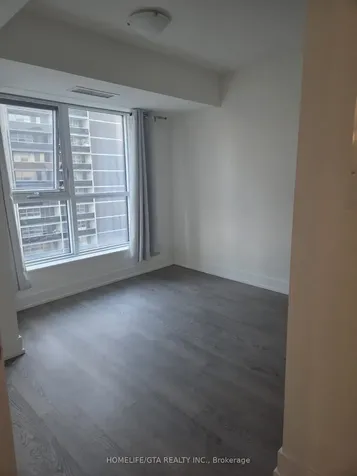 9 Mabelle Avenue Toronto ON M9A 0E1