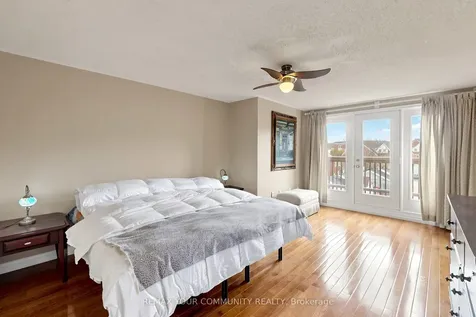 17 Bridgewater Road Oakville ON L6H 6G8