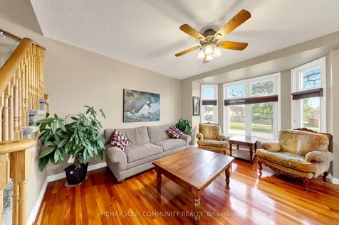 17 Bridgewater Road Oakville ON L6H 6G8