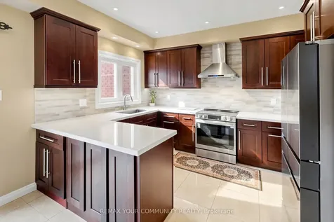 17 Bridgewater Road Oakville ON L6H 6G8