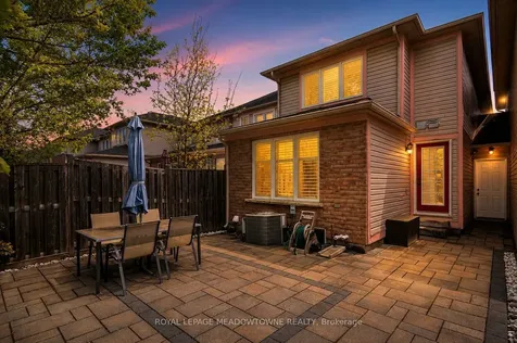 779 Gleeson Road Milton ON L9T 0C1