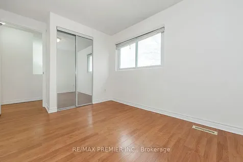 261 Leavens Court Caledon ON L7E 2A8