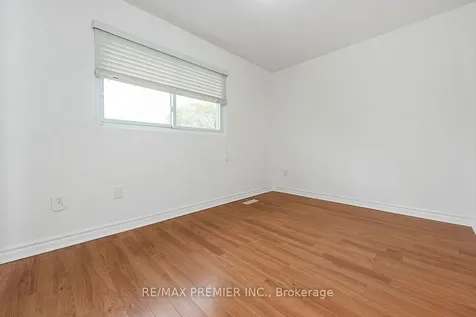 261 Leavens Court Caledon ON L7E 2A8