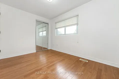 261 Leavens Court Caledon ON L7E 2A8