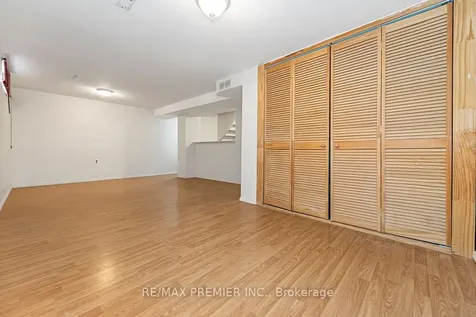 261 Leavens Court Caledon ON L7E 2A8