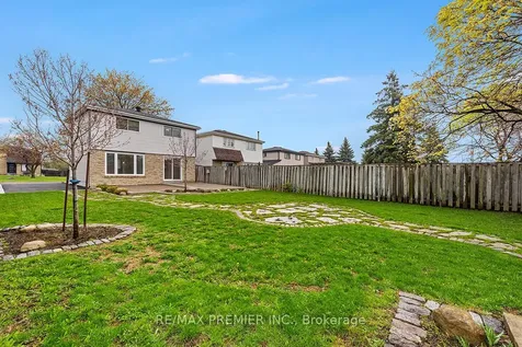261 Leavens Court Caledon ON L7E 2A8