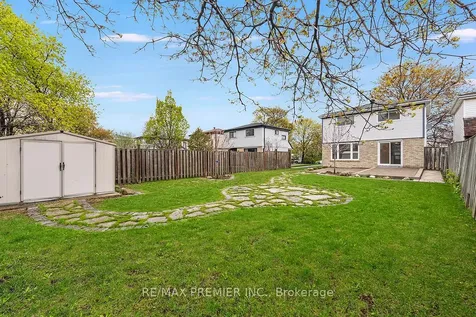 261 Leavens Court Caledon ON L7E 2A8