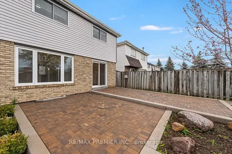 261 Leavens Court Caledon ON L7E 2A8