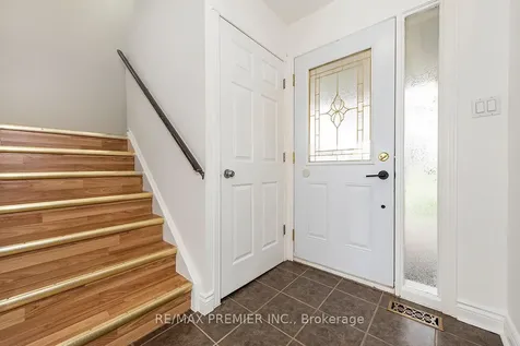 261 Leavens Court Caledon ON L7E 2A8