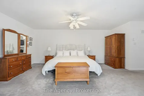 2112 Novis Way Burlington ON L7L 6M7
