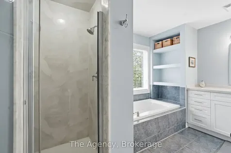 2112 Novis Way Burlington ON L7L 6M7