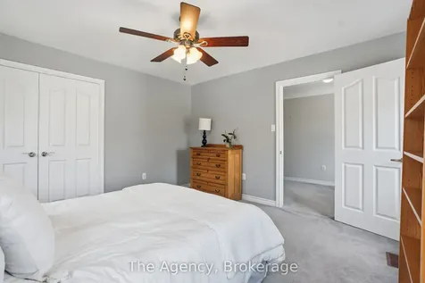 2112 Novis Way Burlington ON L7L 6M7