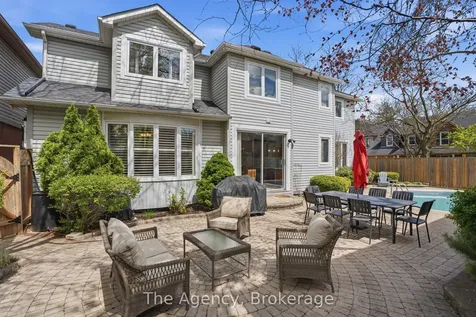2112 Novis Way Burlington ON L7L 6M7