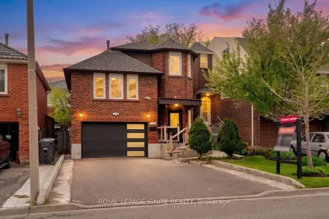126 Sheldrake Court Brampton ON L6Y 2W9