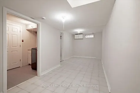 126 Sheldrake Court Brampton ON L6Y 2W9