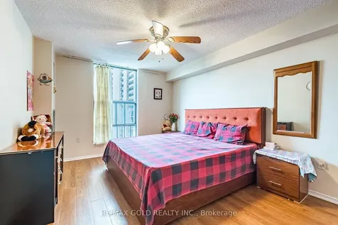 17 Knightsbridge Road Brampton ON L6T 3X9