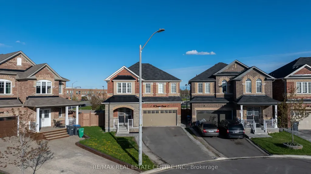 10 Jenna Court Brampton ON L6R 3P5